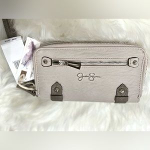 New Jessica Simpson wallet with tags excellent condition, gray